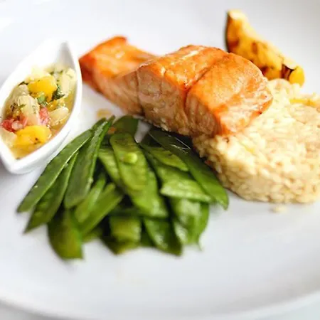 Otel Noma Zameczek Mysliwski Promnice