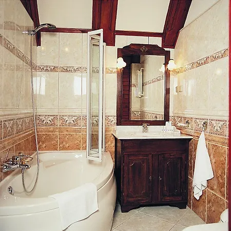 Hotel Noma Zameczek Mysliwski Promnice