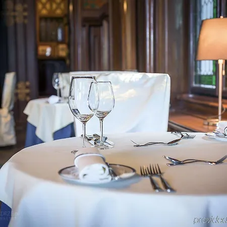 Hotel Noma Zameczek Mysliwski Promnice 4*
