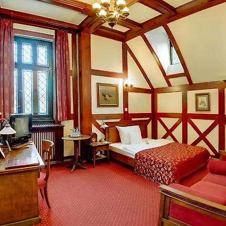 Hotel Noma Zameczek Mysliwski Promnice