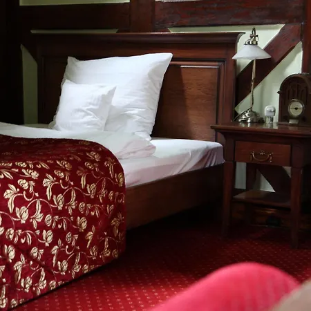 Otel Noma Zameczek Mysliwski Promnice