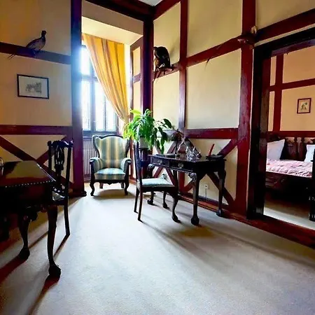 Hotel Noma Zameczek Mysliwski Promnice 4*