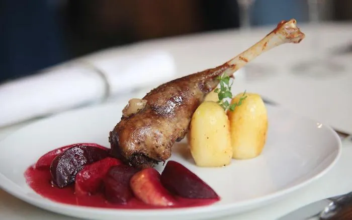 Noma Zameczek Mysliwski Promnice Kobior