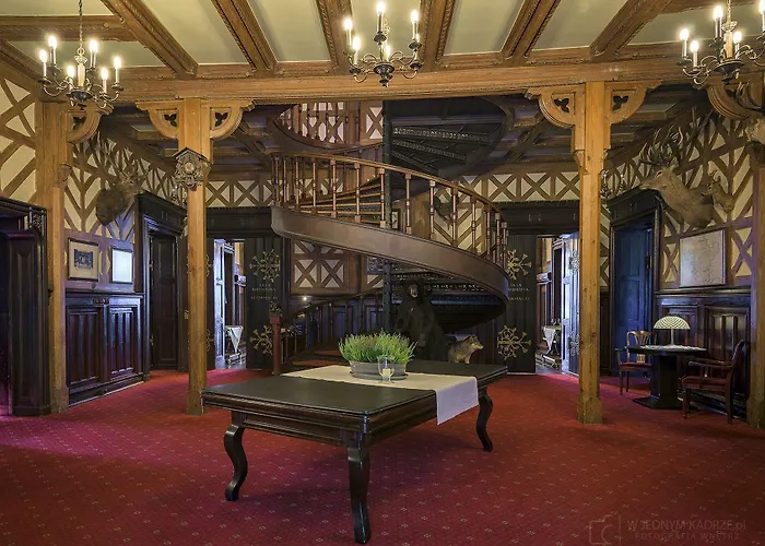 Noma Zameczek Mysliwski Promnice Kobior