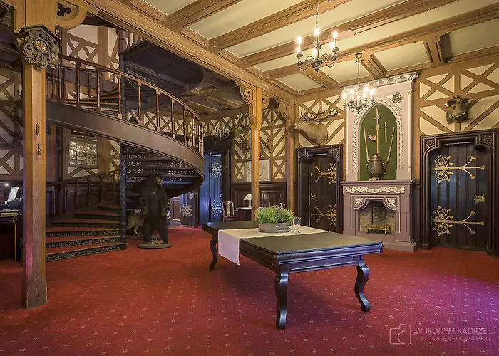 Noma Zameczek Mysliwski Promnice 4* Kobior